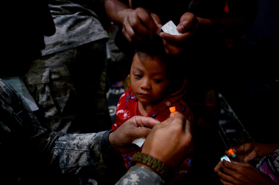 Operation Damayan, Typhoon Haiyan-Yolanda 131121-N-NI474-068