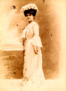 Opera singer Lillian Blauvelt (SAYRE 8600)
