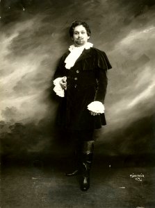 Opera singer Mario Chamlee (SAYRE 21427)