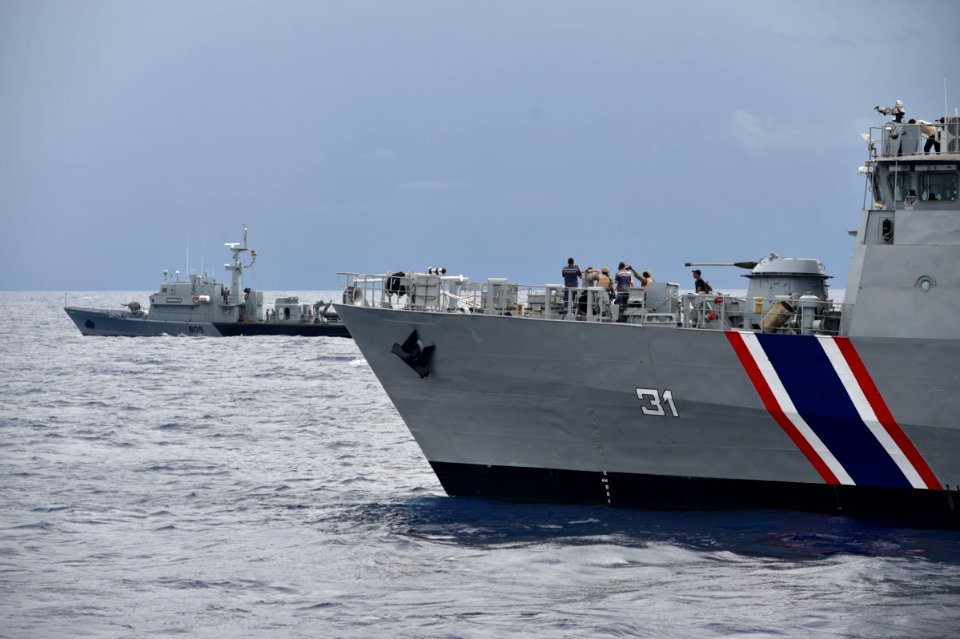 Operation Cutlass Express 2017 - different nations' boarding parties train together (31897519063)
