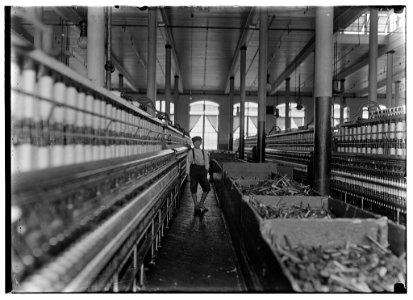 One of the youngsters working in Lancaster Cotton Mills. S.C. LOC nclc.05380