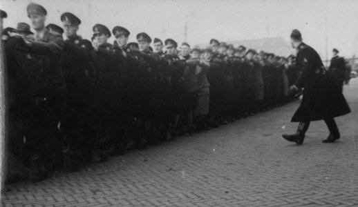 Opleiding Landwacht - Fotodienst der NSB - NIOD - 156106