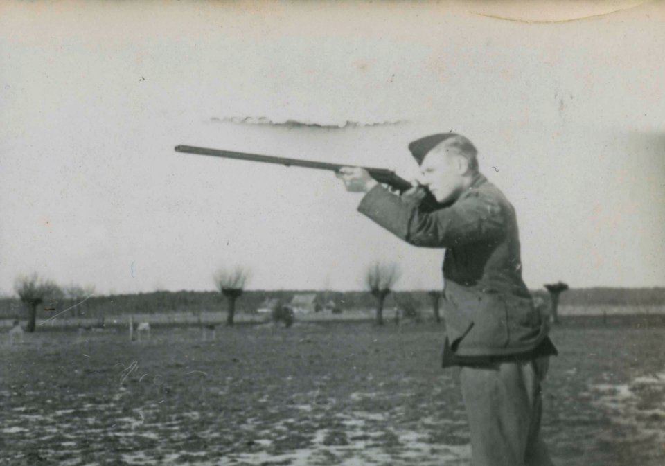 Opleiding Landwacht - Fotodienst der NSB - NIOD - 156306