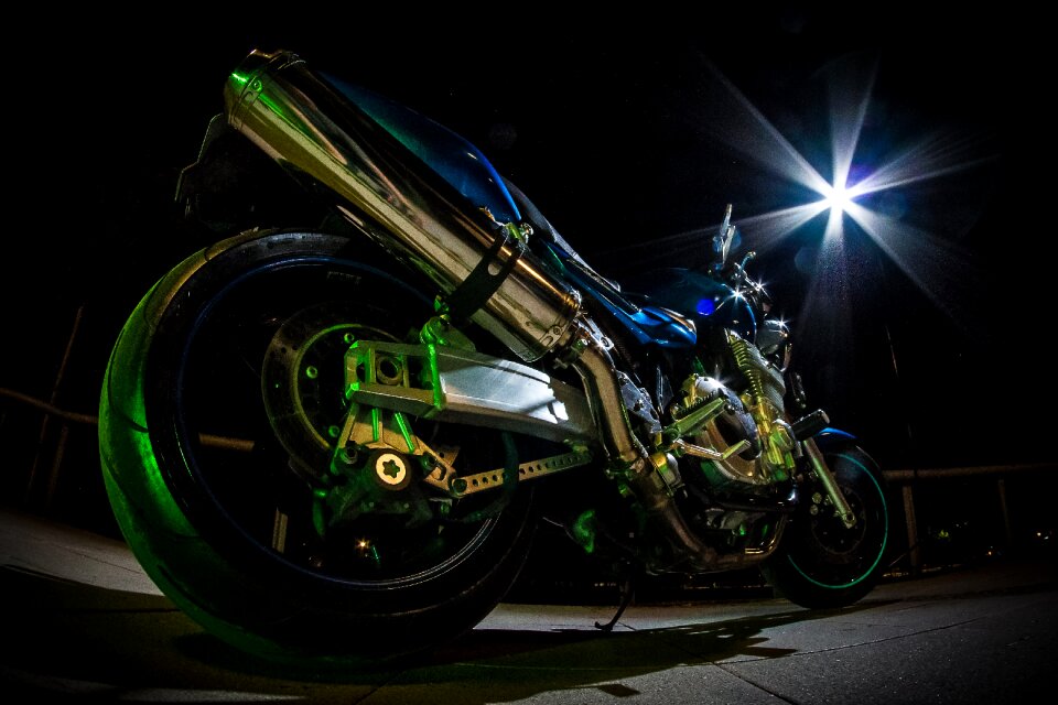 Motorcycle night moto