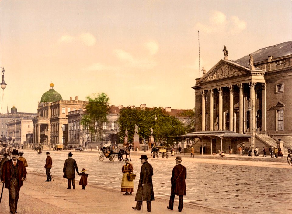 Opera Place, Berlin, Germany-LCCN2002713624