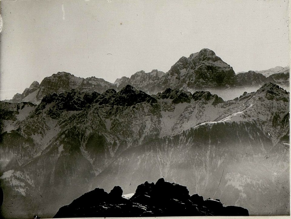 Orientierungspanorama vom Wischberg aus am 26.-I. 1916. I. Teilbild (BildID 15518530)