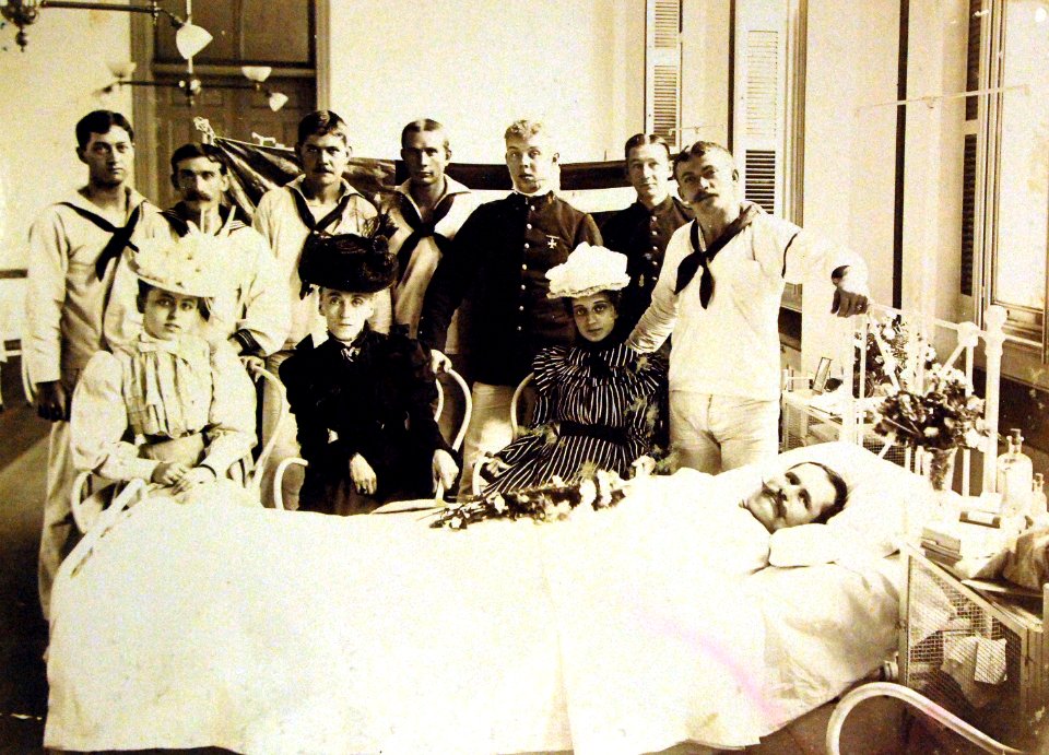 Operating Room, Brooklyn Naval Hospital at Brooklyn Navy Yard, New York City, New York, 1904 (25566563763)