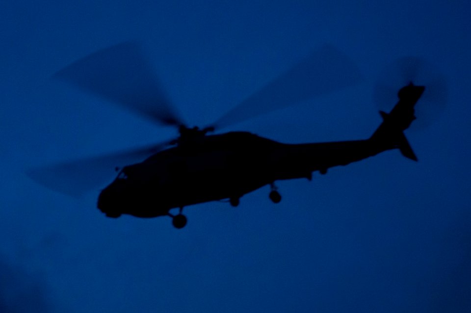 Operation Martillo 150429-N-IG780-093