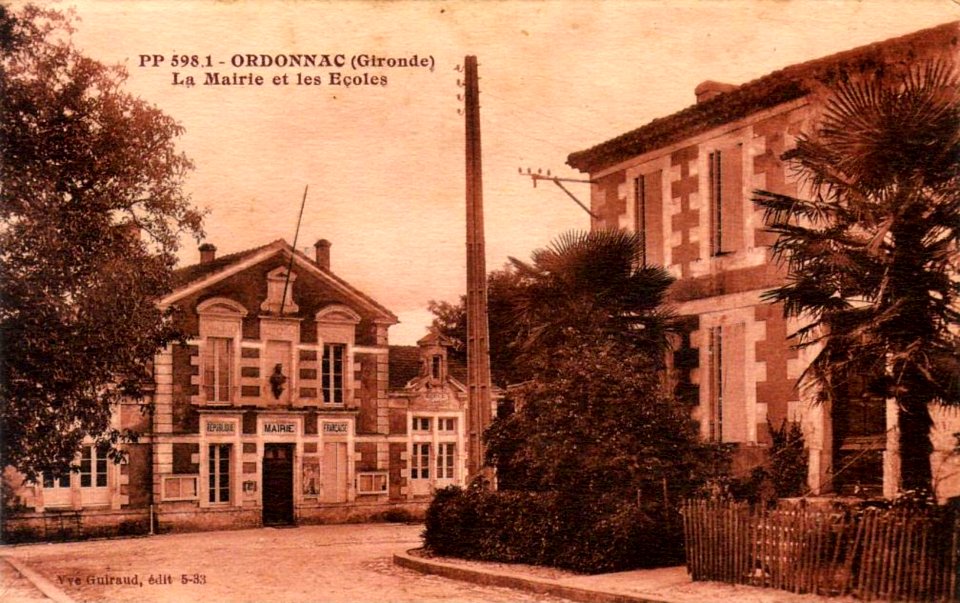 Ordonnac - Mairie et écoles