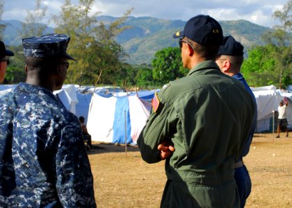 Operation Unified Response 100130-N-NL541-093