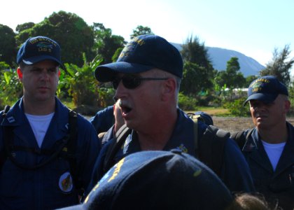 Operation Unified Response 100130-N-NL541-602