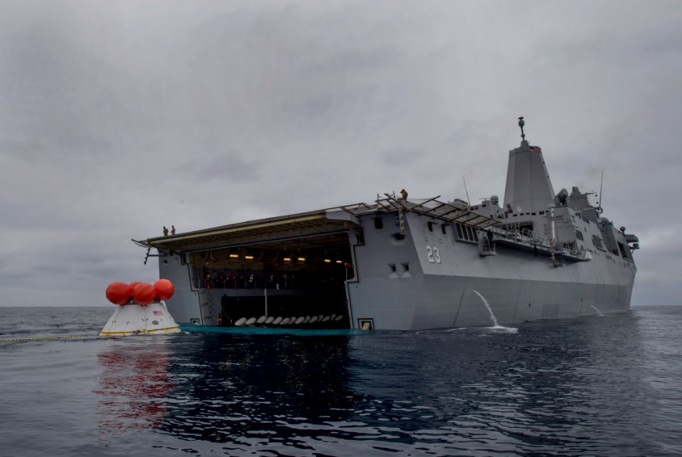 Orion Program 140802-N-OM642-728
