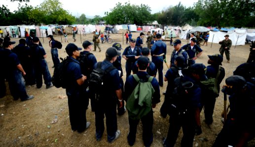 Operation Unified Response, Bataan Amphibious Relief Mission 100125-N-DU164-347