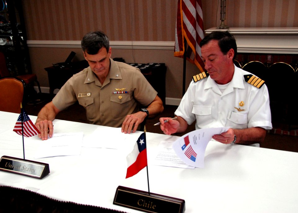 Operational Naval Committee meeting 091117-N-LI693-003