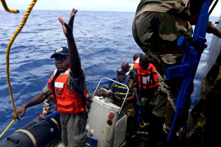 Operation Cutlass Express 2017 - different nations' boarding parties train together (31867646084)