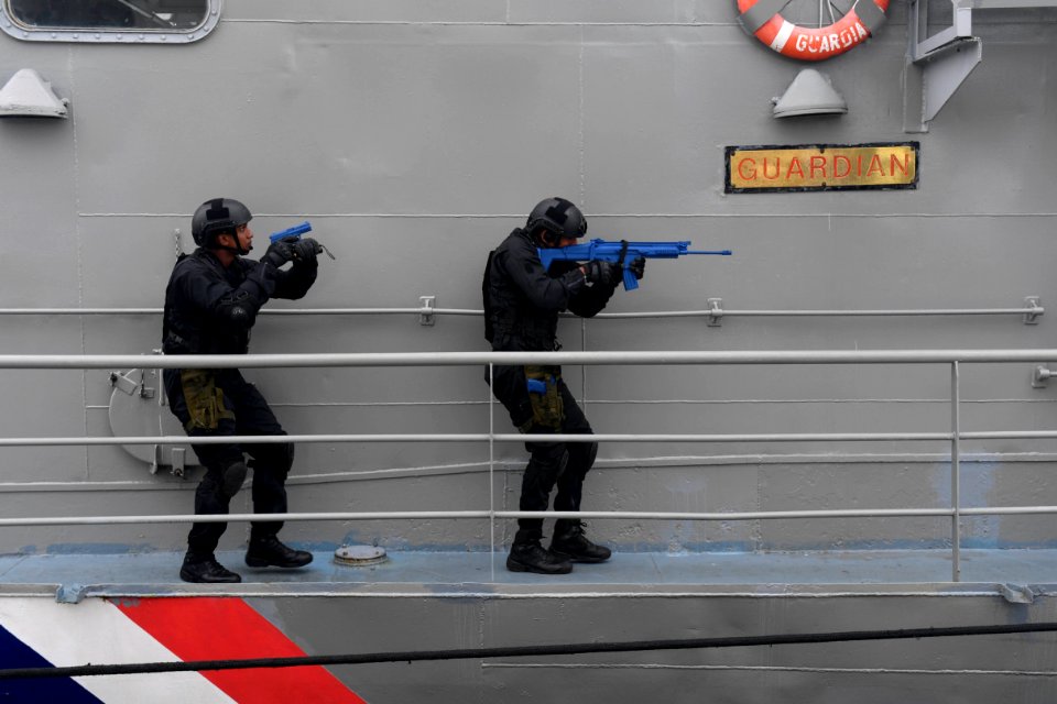 Operation Cutlass Express 2017 - different nations' boarding parties train together (32617119991)