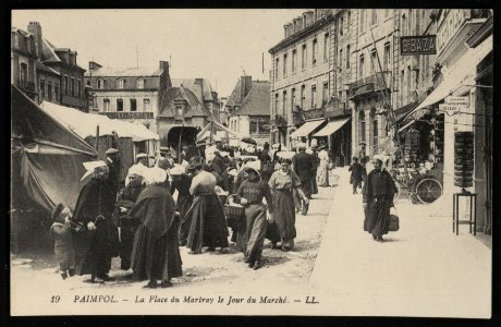 Paimpol - Place du Martray le jour du marché - AD22 - 16FI2722 photo