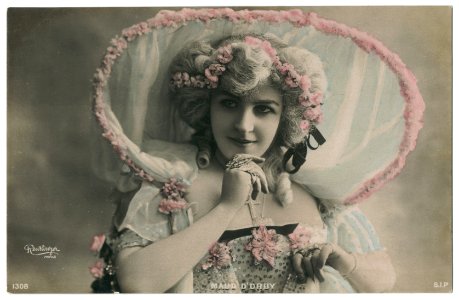 ORBY, Maud d' SIP. 1308. Photo Reutlinger