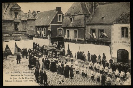 Paimpol - Place du Martray arrivée de la Procession de la Fête-Dieu - AD22 - 16FI2741