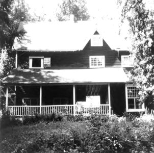 Pakatakan-08-Lawrence House