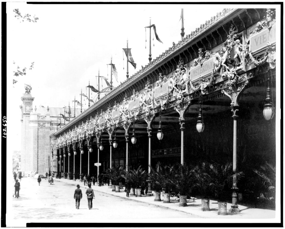 Palace of Diverse Industries, side view, Paris Exposition, 1889 LCCN92520419
