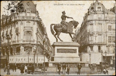 Orléans, La Place du Martroi CP 5508 PR
