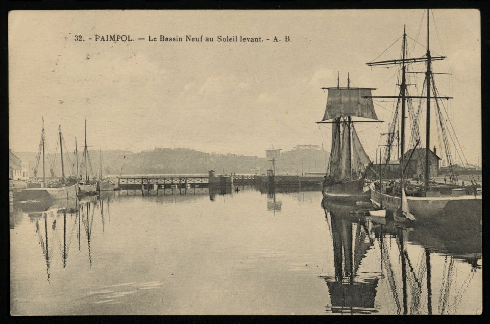 Paimpol - Bassin neuf au soleil levant - AD22 - 16FI2636