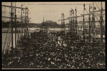 Paimpol - Vue générale de la procession à la bénédiction des goëlettes islandaises - AD22 - 16FI2750