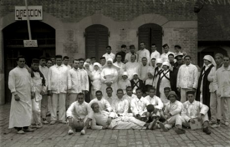 Palacio de Miramar habilitado como hospital militar (2 de 7) - Fondo Car-Kutxa Fototeka
