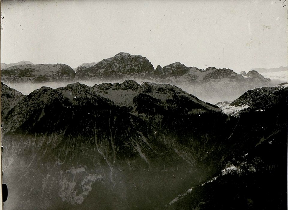 Orientierungspanorama vom Wischberg aus am 26.-I. 1916. II. Teilbild (BildID 15518537)