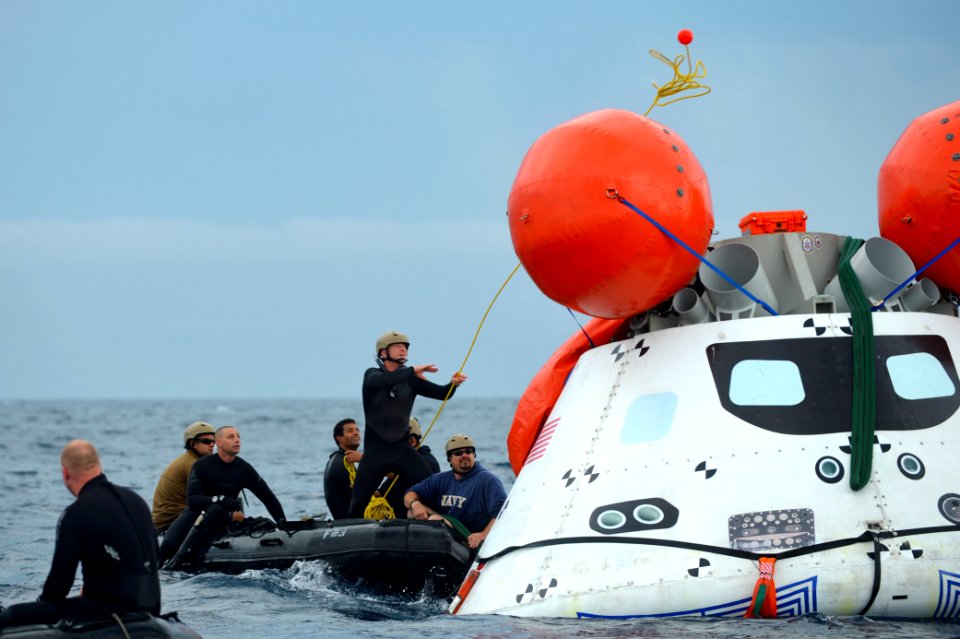 Orion Program 140803-N-FO359-197