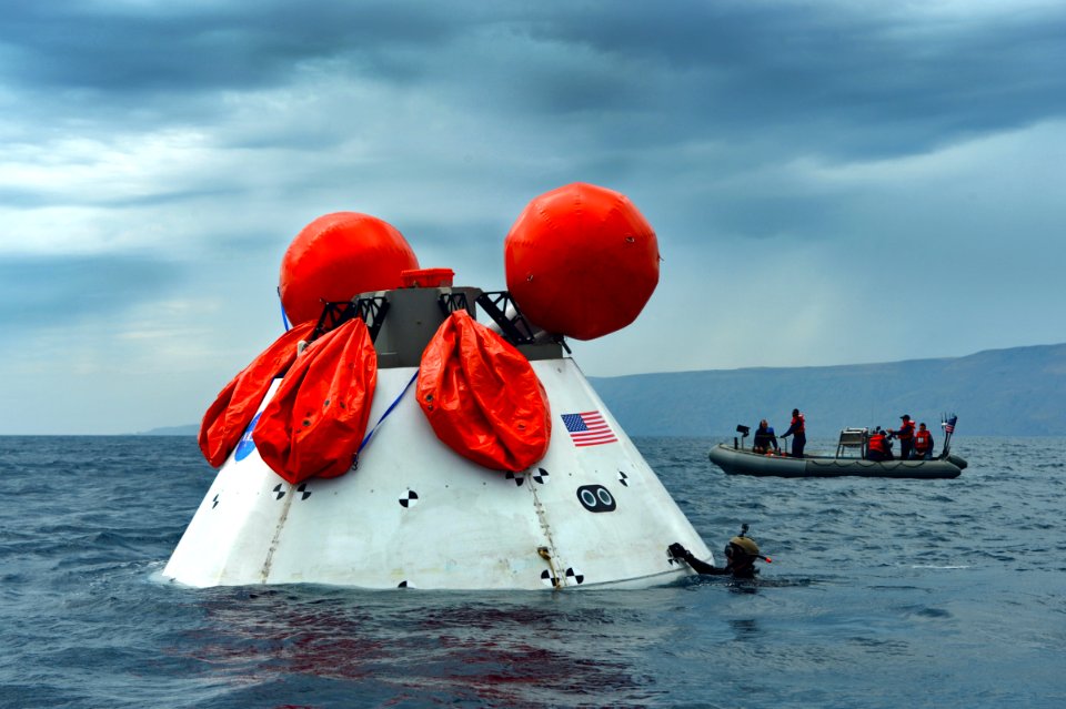 Orion Program 140803-N-FO359-317
