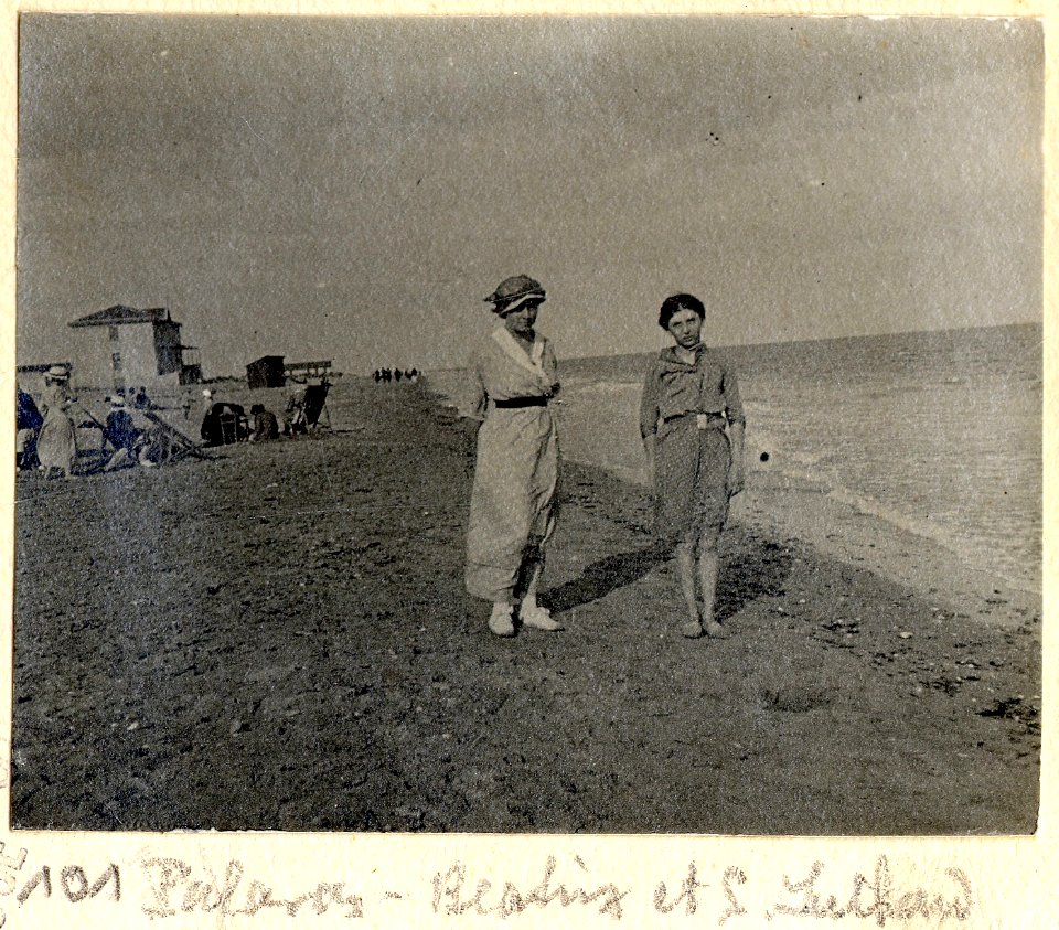 Palavas. Beatrix et S. Luthard - Fonds Berthelé - 49Fi1870-101