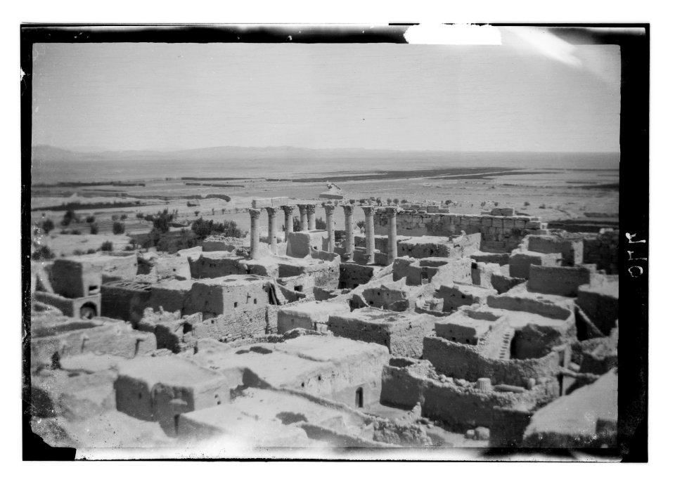 Palmyra (Tadmor). Native village among ruins of Temple of the Sun LOC matpc.12341