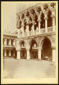 Palais des Doges de Venise - J-A Brutails - Université Bordeaux Montaigne - 1347