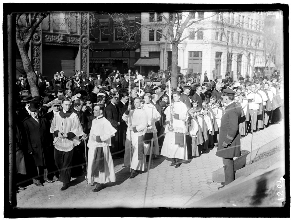 PAN AMERICAN MASS. THANKSGIVING DAY AT ST. PATRICK'S. CHOIR LCCN2016863736