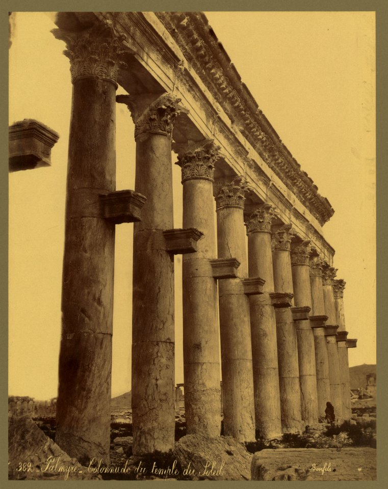 Palmyre. Colonnade du temple du Soleil - Bonfils. LCCN2004670471