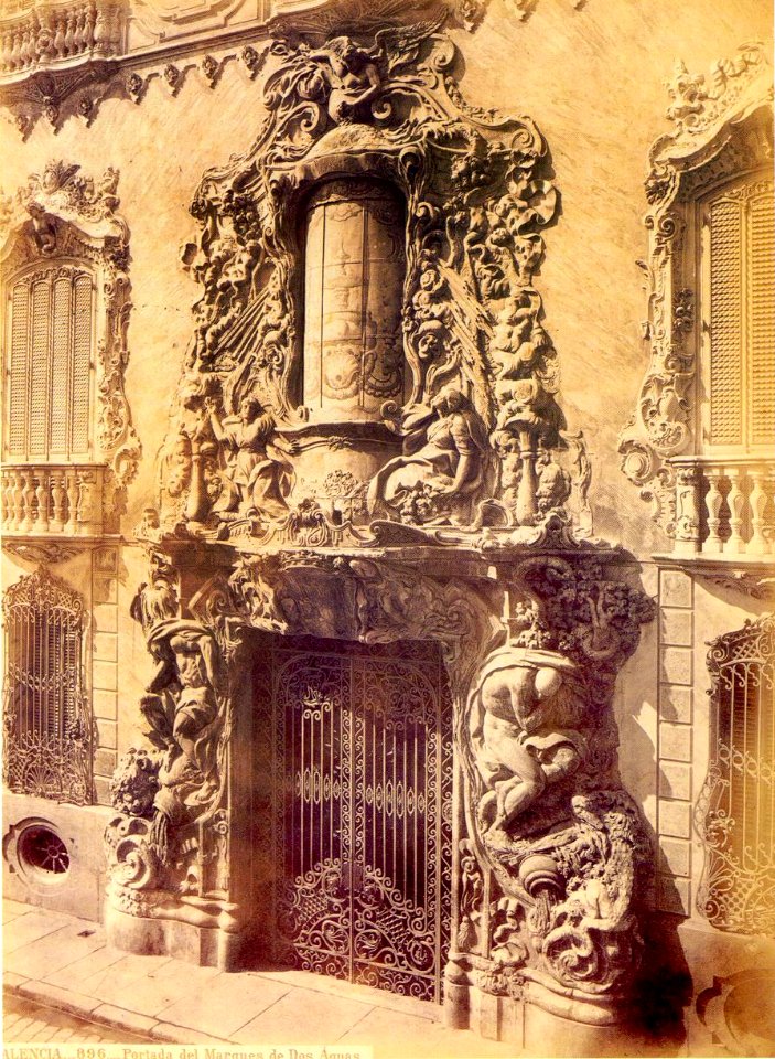 Palau del Marqués de Dosaigües, portada. València 1870, J. Laurent