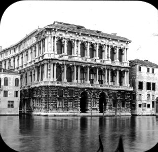 Palazzo Pesaro, Venice, Italy photo