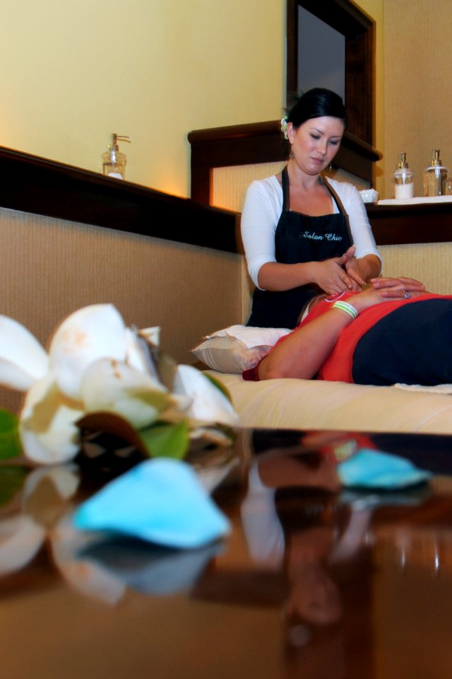 Pamper Yourself20130531 Sara E. Martin0136 (8969437817)