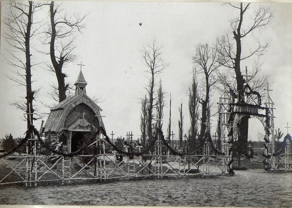 Palcza, Militärfriedhof. (BildID 15676440)