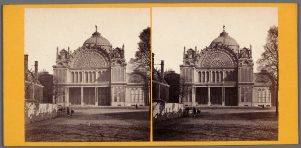 Paleis voor Volksvlijt De ossenmarkt aan de Westzijde van het Paleis gezien vanaf de Weteringschans 010007000750