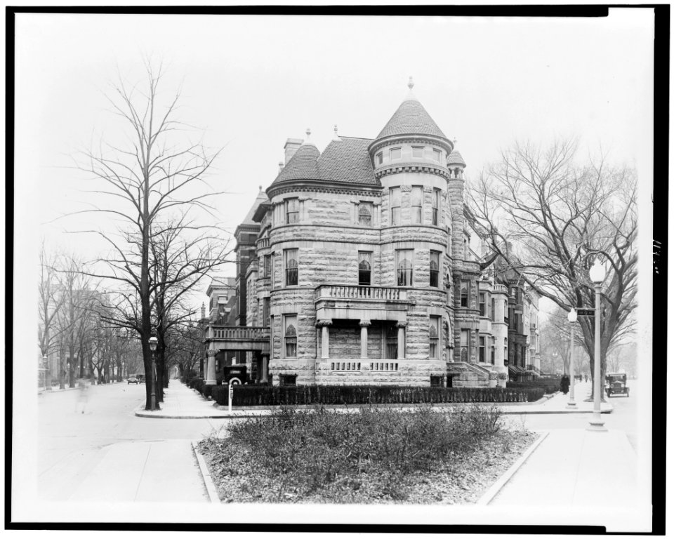 Panama Legation, New Hampshire Avenue at Q and 18th Streets, Washington, D.C. LCCN95507271
