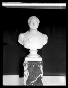 Pan American Union, O'Higgings bust, (Washington, D.C.) LCCN2016851931