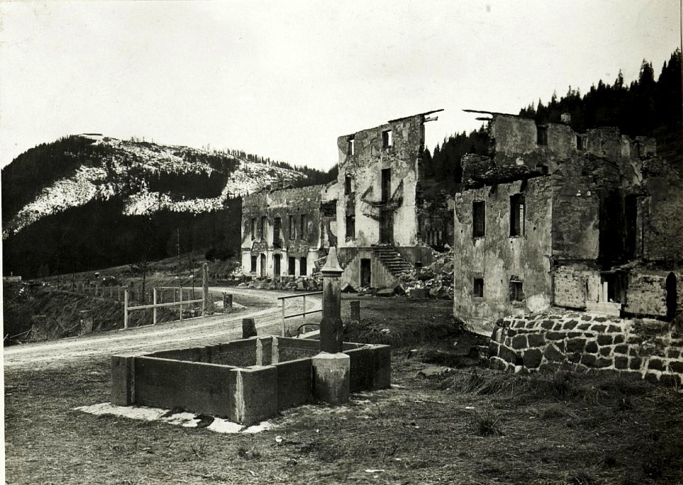 Paneveggio, Zerstörungen in Panevegio. (BildID 15429216)