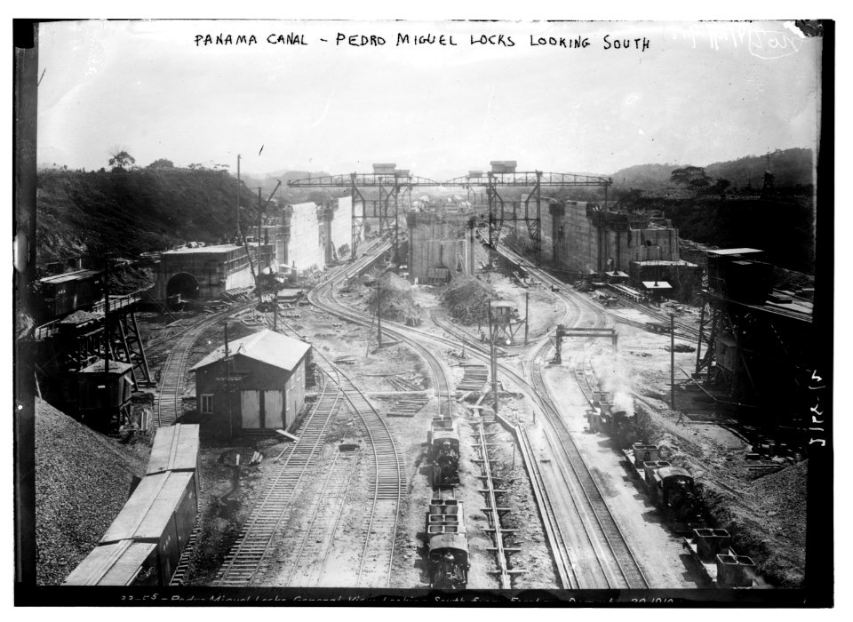 Panama Canal, Pedro Miguel Locks looking south LCCN2014689034