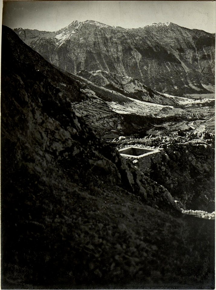 Panorama des Flitscher Beckens. Standpunkt, Geschützpforte des Werkes KAL. (BildID 15468550)