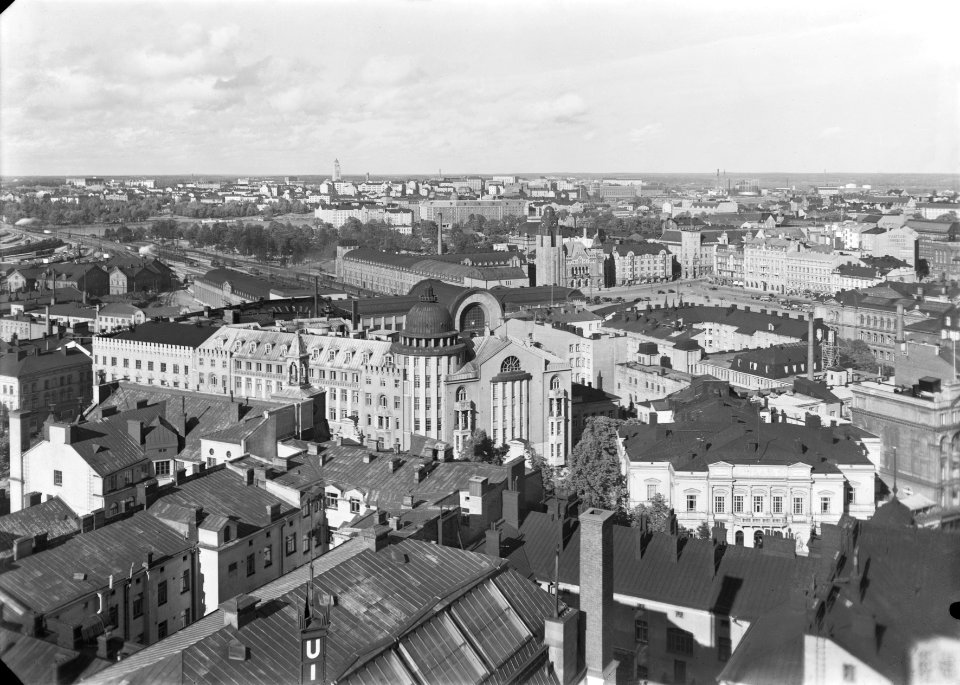Panoraama Hotelli Tornista koilliseen - N25944 (hkm.HKMS000005-000000n8)