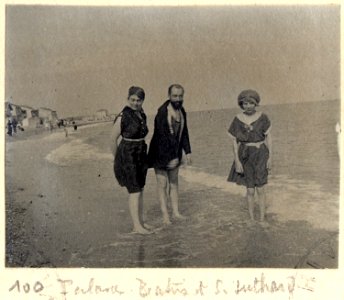 Palavas. Beatrix et S. Luthard - Fonds Berthelé - 49Fi1870-100