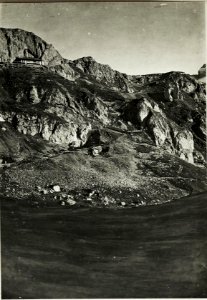 Panorama Standpunkt, Am Fuße des Belvedere, (3.Teilbild zu WK1 ALB016 04284a) (BildID 15423980)